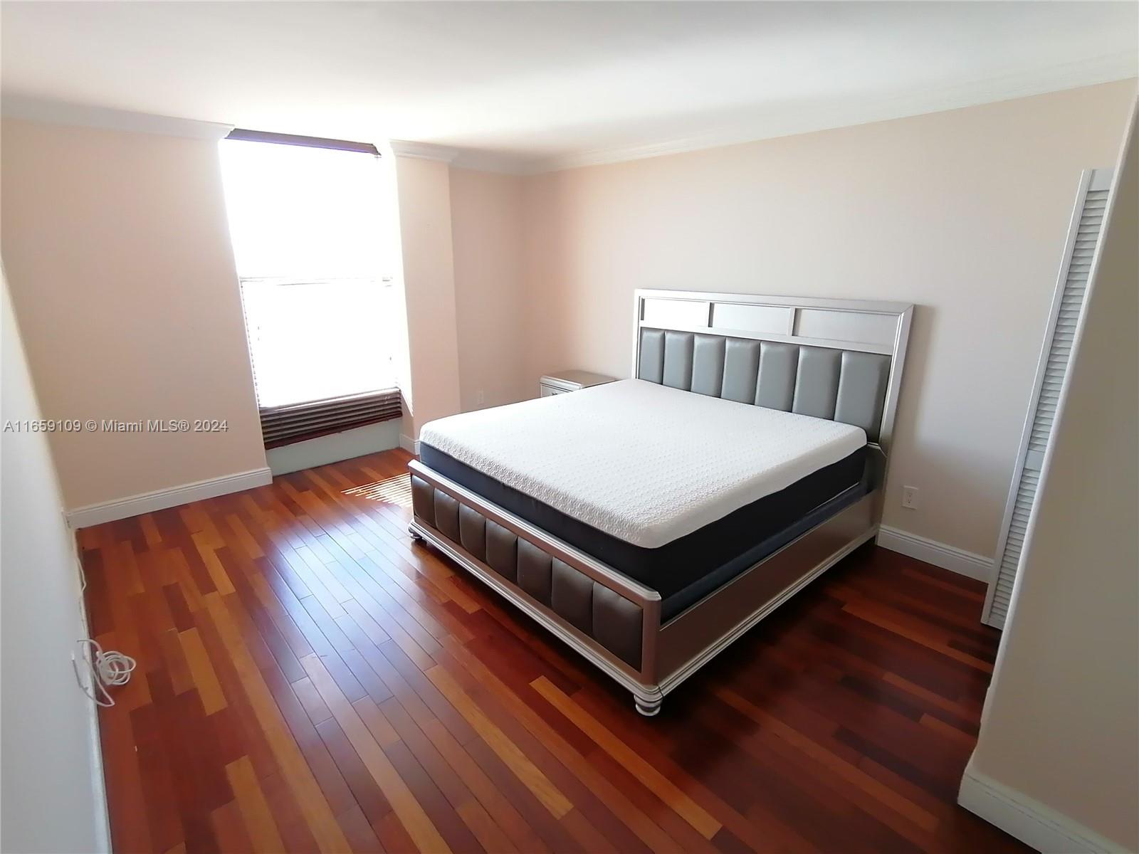 Attractive Condo